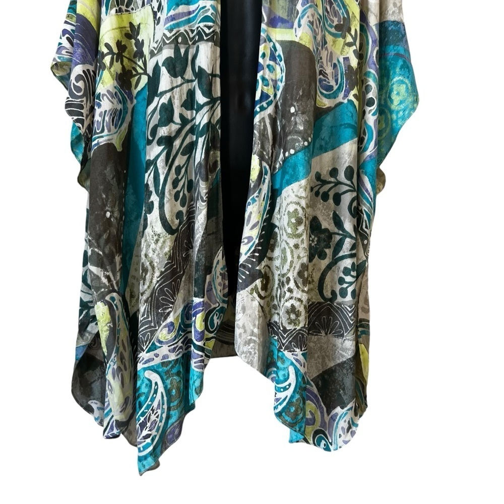 Chicos Delightful MIX RUANA Wrap
Multi Color - Picture 3 of 8